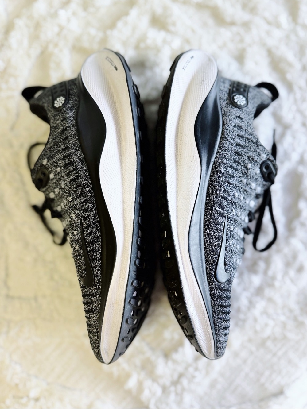 Nike React Infinity Run Flyknit Women’s Black White Running Shoes Size 10.5